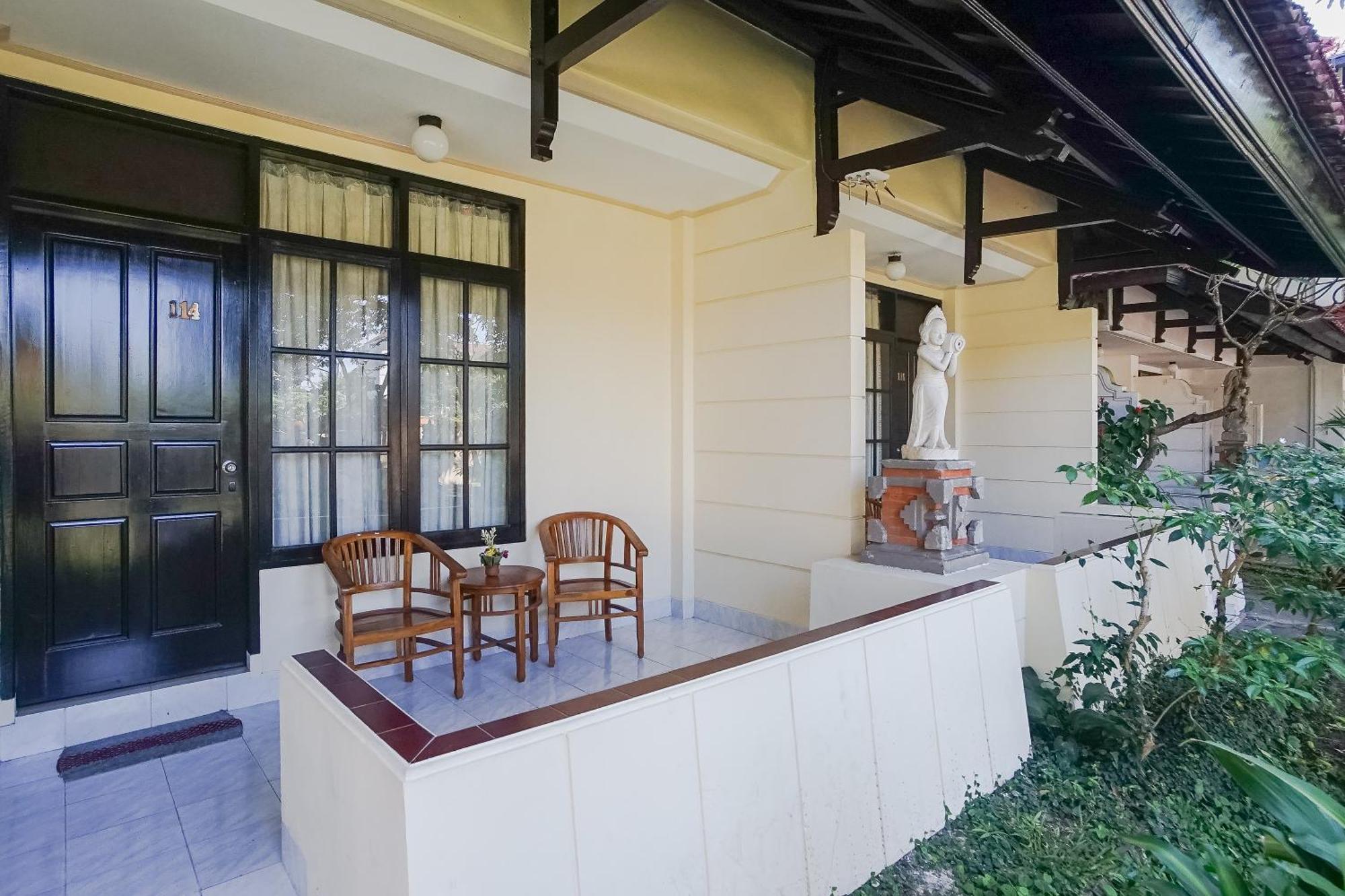 Hotel Oranjje Denpasar Esterno foto